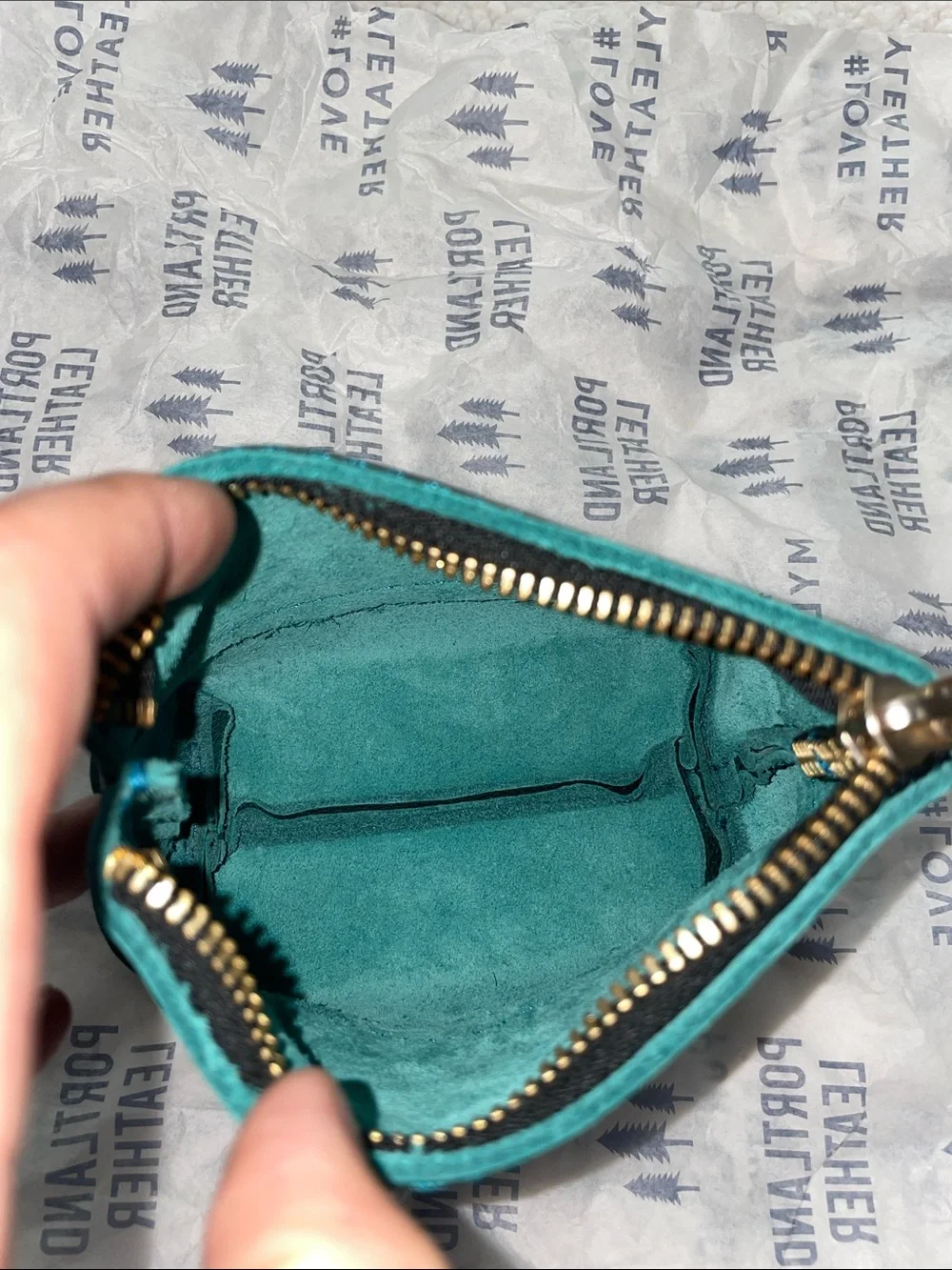 Portland Leather Chelsea Pouch-Sea Glass
